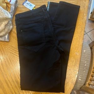 black woman’s skinny jeans size 30